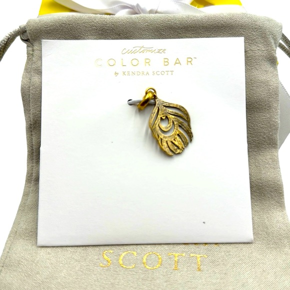 Kendra Scott Peacock Feather Charm - Picture 3 of 8